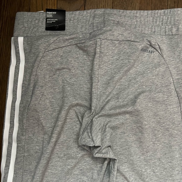 NWT women’s ADIDAS tight fit mid rise 7/8 leggings - Picture 5 of 5